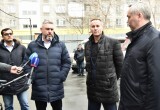 Губернатор Андрей Травников принял участие в отправке в зону СВО благотворительной помощи, собранной в рамках акции «Рябина»