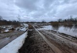 В Калужской области размыло проезд через плотину