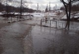 На Севере Калуги вода затопила мосты