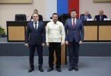 Глава городского самоуправления Калуги Юрий Моисеев и Городской Голова Дмитрий Денисов вручили награды участникам специальной военной операции