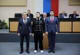 Глава городского самоуправления Калуги Юрий Моисеев и Городской Голова Дмитрий Денисов вручили награды участникам специальной военной операции