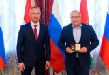 В преддверии Дня Весны и Труда в Калуге прошло награждение тружеников области