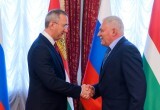 В преддверии Дня Весны и Труда в Калуге прошло награждение тружеников области