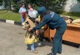 Калужские спасатели устроили праздник для детей