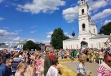 В Калужской области прошел семейный фестиваль "Петухи и гуси в городе Тарусе"