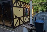 В сквере калужской драмы появился домик для техники