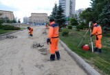 Центру Новосибирска необходимо комплексное обновление: Губернатор дал ряд поручений на совещании в Первомайском сквере