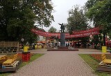 Лимонад от губернатора, перепечи и калужские улитки: чем кормят на фестивале "Калуга. Улица. Еда"
