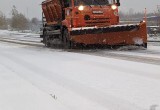 В Калуге продолжается круглосуточная уборка дорог от снега