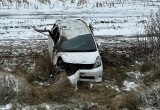 В Калужской области автомобиль "Тойота" улетел в кювет и перевернулся