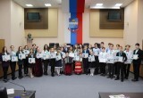 Глава Калуги вручил награды 30 юным стипендиатам в области искусства