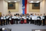 Глава Калуги вручил награды 30 юным стипендиатам в области искусства