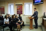 Глава городского самоуправления поздравил сотрудников полиции