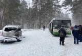 В Калуге водитель "Рено" погиб в ДТП с маршрутным автобусом