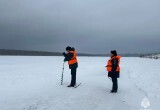 Спасатели проверили безопасность льда на Яченском водохранилище