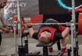 На Чемпионате России по пауэрлифтингу калужанка подняла 230 кг и установила рекорд страны