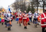 В Калуге на Театральной площади с размахом отметили Масленицу