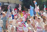 Петухи и гуси прошлись по Тарусе