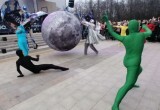 Бессменная ведущая, гуманоид и настоящий верблюд: чем удивили на открытии МКФ "Циолковский"