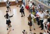 Владислав Шапша поздравил школьников с последним звонком