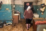 Глава калужского Следкома встретился с жильцами аварийных домов 