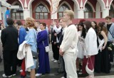 В Калуге прошло шествие выпускников 2025