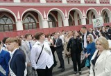 В Калуге прошло шествие выпускников 2025
