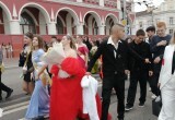 В Калуге прошло шествие выпускников 2025