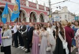 В Калуге прошло шествие выпускников 2025