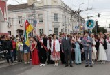В Калуге прошло шествие выпускников 2025