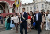 В Калуге прошло шествие выпускников 2025