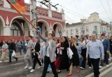 В Калуге прошло шествие выпускников 2025