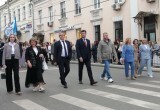 В Калуге прошло шествие выпускников 2025