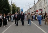 В Калуге прошло шествие выпускников 2025