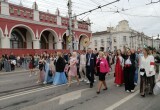 В Калуге прошло шествие выпускников 2025
