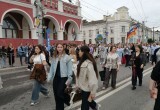 В Калуге прошло шествие выпускников 2025
