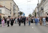 В Калуге прошло шествие выпускников 2025