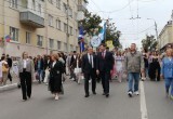 В Калуге прошло шествие выпускников 2025