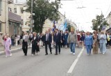В Калуге прошло шествие выпускников 2025