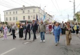 В Калуге прошло шествие выпускников 2025