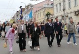 В Калуге прошло шествие выпускников 2025