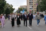 В Калуге прошло шествие выпускников 2025