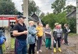 Дмитрий Денисов встретился с жителями подтопленных домов и пообещал помочь