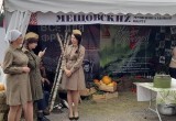 Калужан встретили горячими блинами и песнями на главном аграрном фестивале 'Калужская осень'