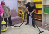От яичницы до уборки: в Калуге молодых людей с ментальными нарушениями учат самостоятельности