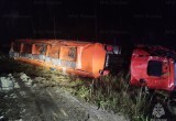 На окружной в Калуге КамАЗ слетел в кювет