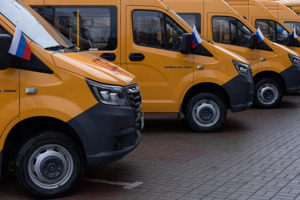 37 новых школьных автобусов получили калужские ученики 37 новых школьных автобусов получили калужские ученики