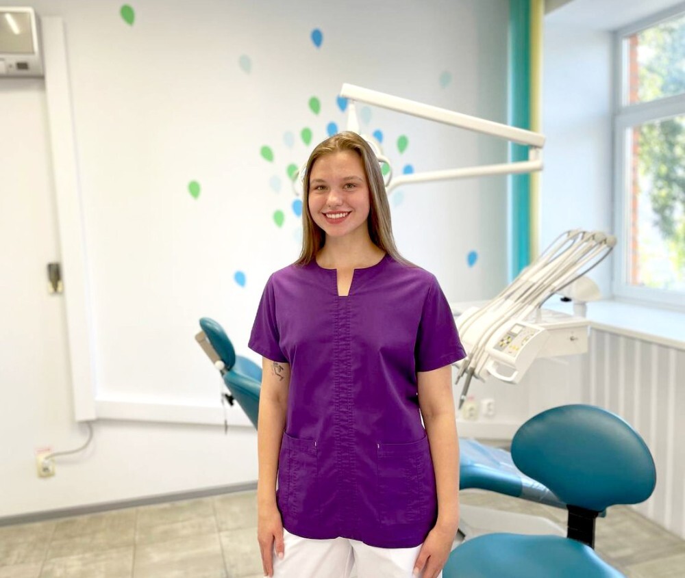 5 молодых медиков пришли на работу в калужскую детскую стоматологию 5 молодых медиков пришли на работу в калужскую детскую стоматологию