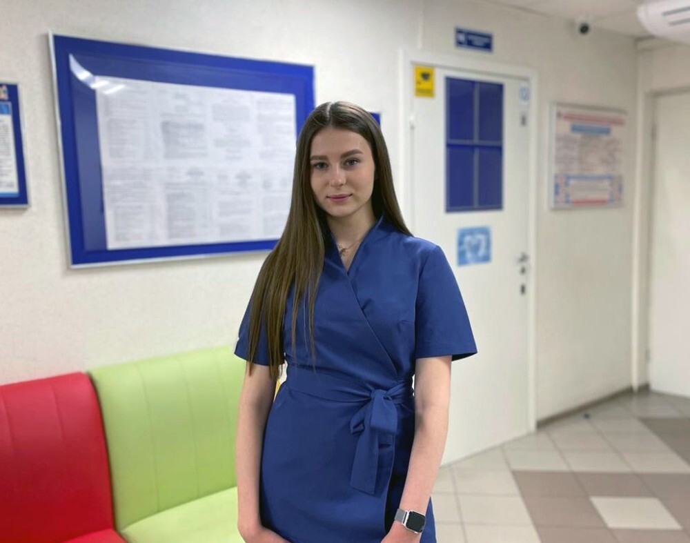 5 молодых медиков пришли на работу в калужскую детскую стоматологию 5 молодых медиков пришли на работу в калужскую детскую стоматологию