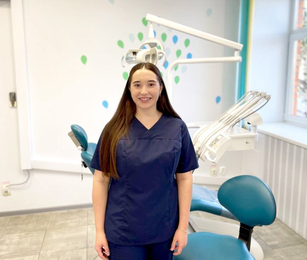 5 молодых медиков пришли на работу в калужскую детскую стоматологию 5 молодых медиков пришли на работу в калужскую детскую стоматологию
